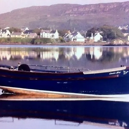 - Sea Views- In Village - Parking * Dunfanaghy