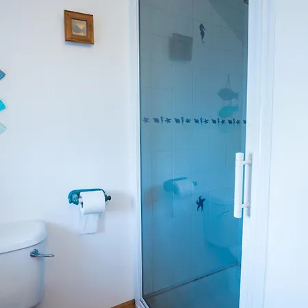 - Sea Views- In Village - Parking Holiday home