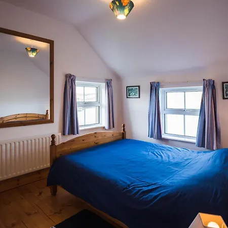 - Sea Views- In Village - Parking *