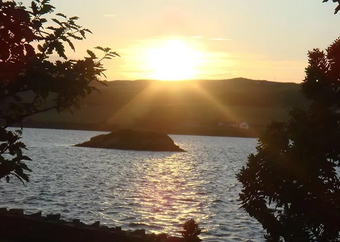 - Sea Views- In Village - Parking Dunfanaghy