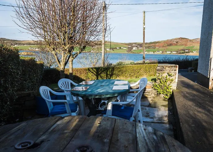 - Sea Views- In Village - Parking * Dunfanaghy